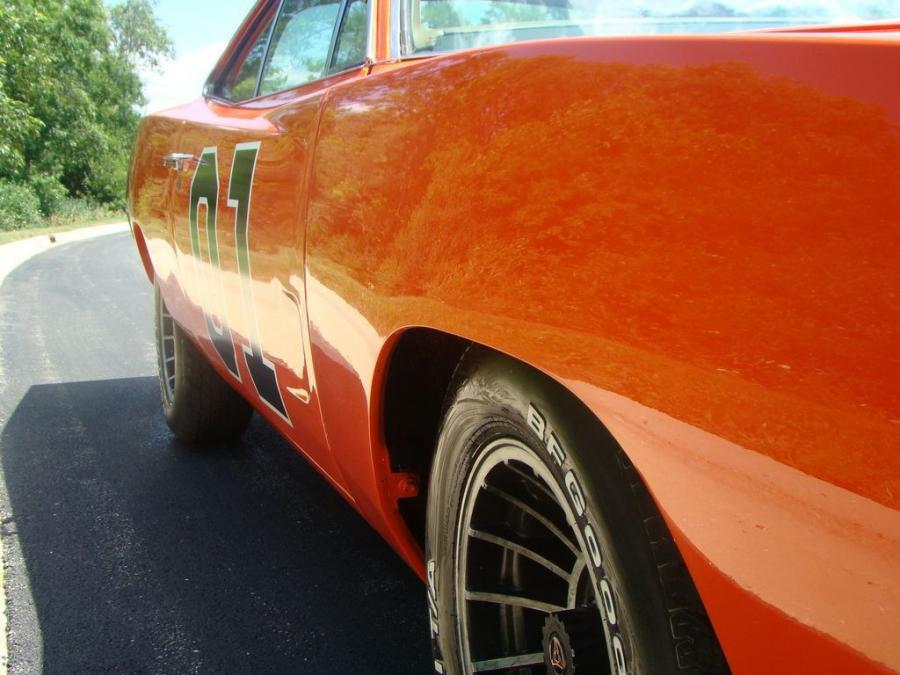 Детали экстерьера Dodge Charger General Lee Jump Car 1969 года  (фото 40 из 60)